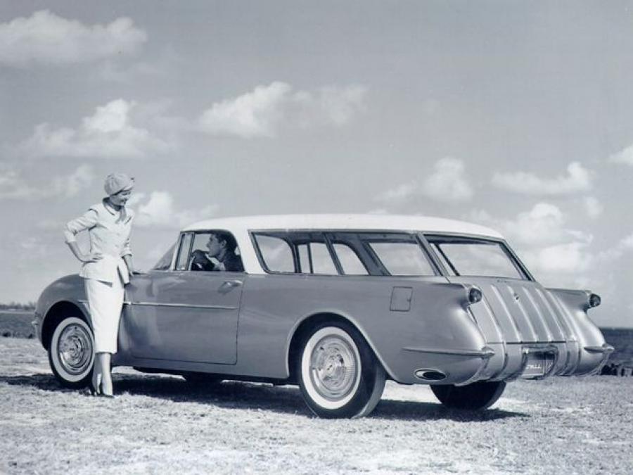  Chevrolet Corvette Nomad Concept Car 1954 года  (фото 2 из 4)